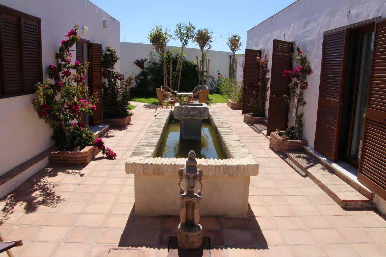 Hotel Spirit Garden Tarifa Exterior foto